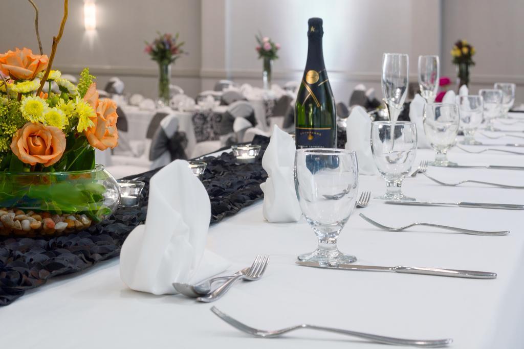 Sonesta Suites Dallas Park Central Bagian luar foto